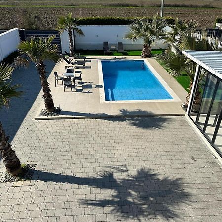 Isea Wood Villa Rrushkull  Ngoại thất bức ảnh